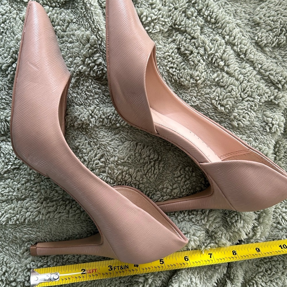 Tan Classic Pointed Toe Heels